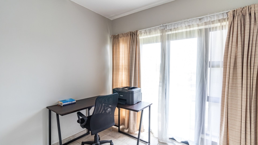 3 Bedroom Property for Sale in Blue Hills Gauteng