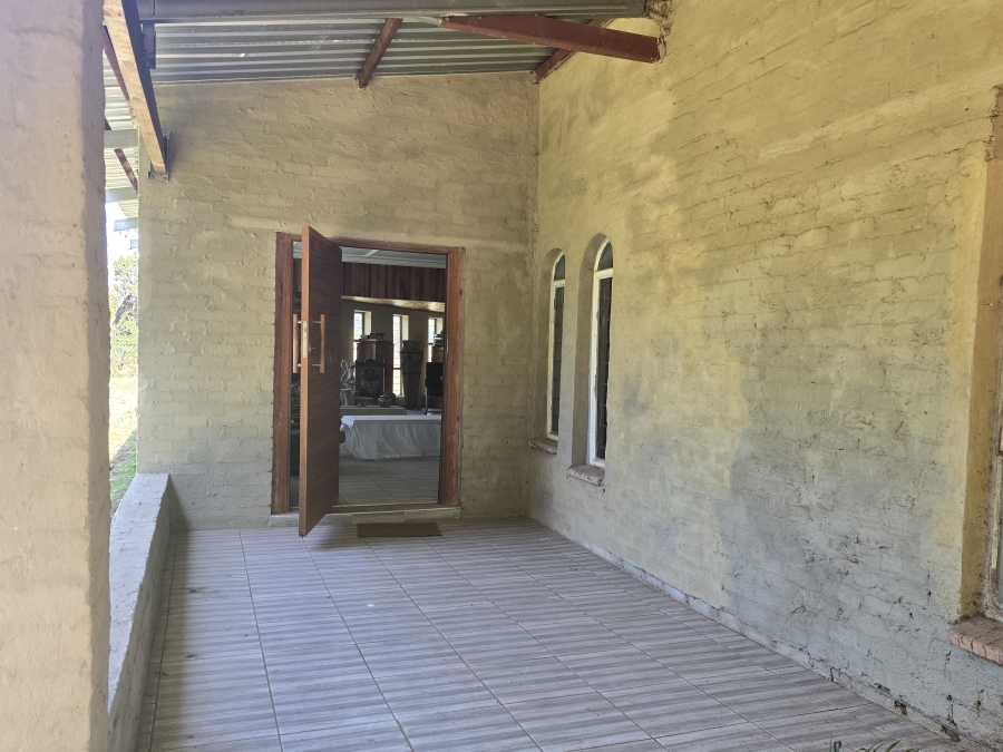 3 Bedroom Property for Sale in Louisrus Gauteng