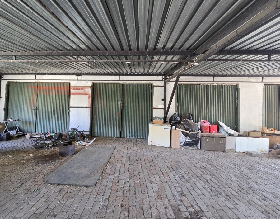 3 Bedroom Property for Sale in Louisrus Gauteng