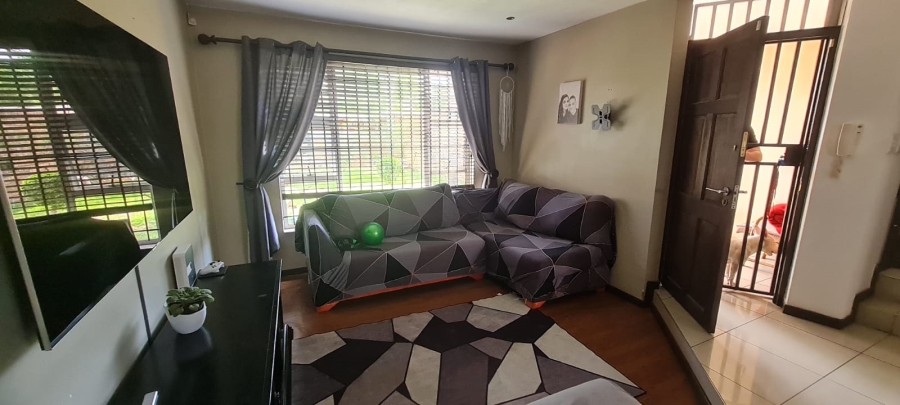 2 Bedroom Property for Sale in Edenvale Central Gauteng