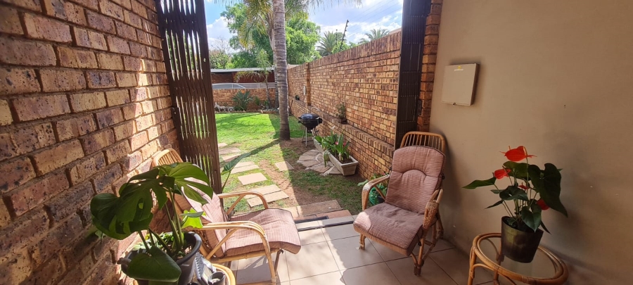 2 Bedroom Property for Sale in Edenvale Central Gauteng