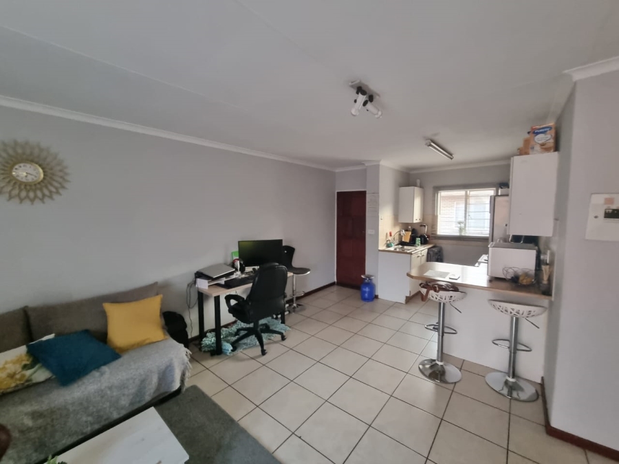 2 Bedroom Property for Sale in Willow Park Manor Gauteng