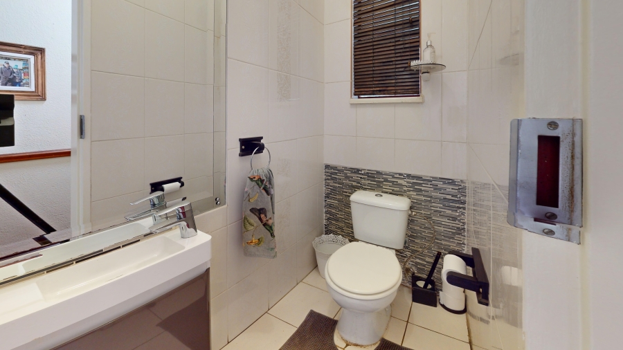 To Let 4 Bedroom Property for Rent in Boksburg West Gauteng