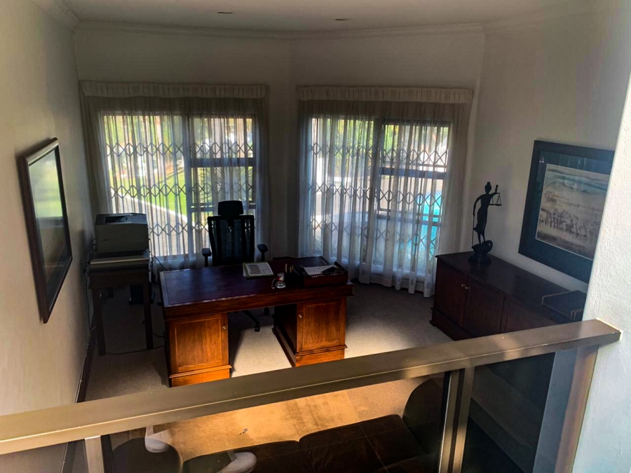 To Let 4 Bedroom Property for Rent in Waterkloof Ridge Gauteng