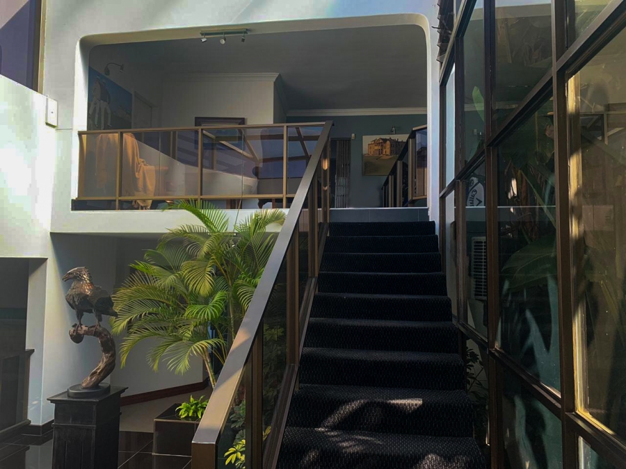 To Let 4 Bedroom Property for Rent in Waterkloof Ridge Gauteng