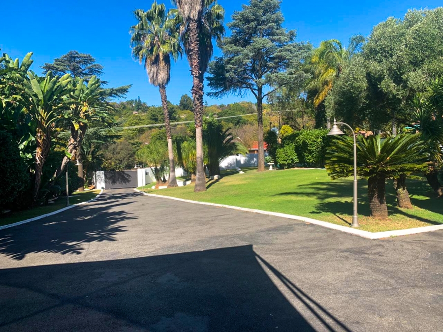 To Let 4 Bedroom Property for Rent in Waterkloof Ridge Gauteng