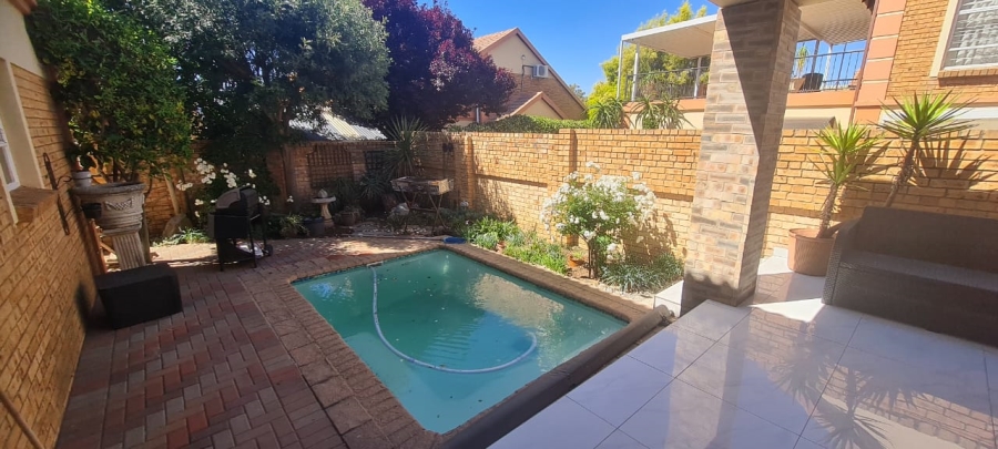 3 Bedroom Property for Sale in Eden Glen Gauteng