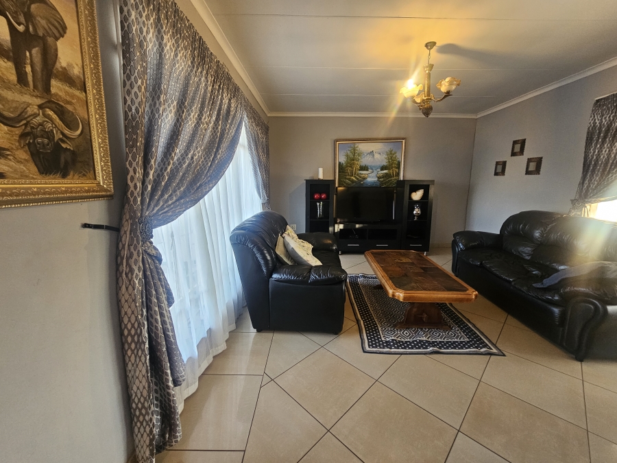 4 Bedroom Property for Sale in Welgedacht Gauteng