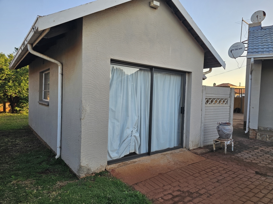 4 Bedroom Property for Sale in Welgedacht Gauteng