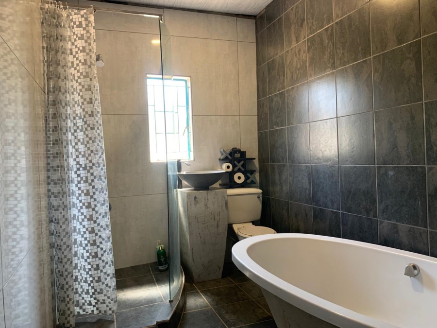 3 Bedroom Property for Sale in Vanderbijlpark CW 2 Gauteng