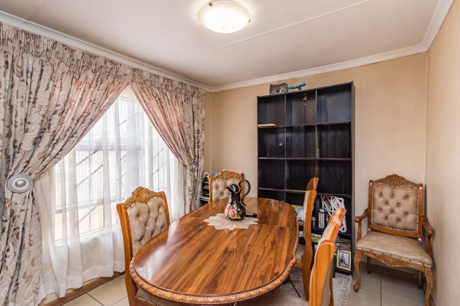 3 Bedroom Property for Sale in Protea Glen Gauteng