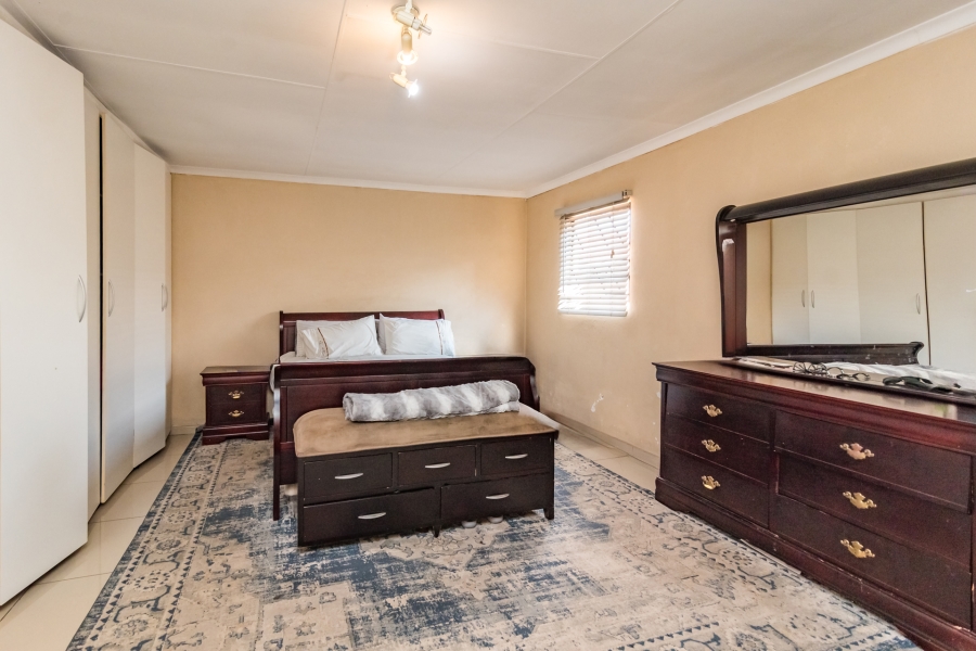 3 Bedroom Property for Sale in Protea Glen Gauteng