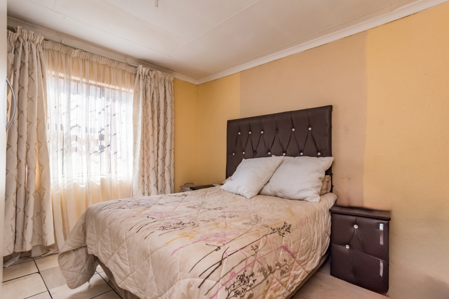 3 Bedroom Property for Sale in Protea Glen Gauteng