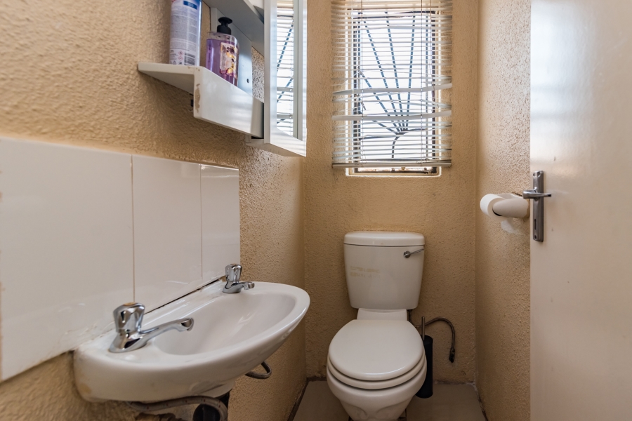 3 Bedroom Property for Sale in Protea Glen Gauteng