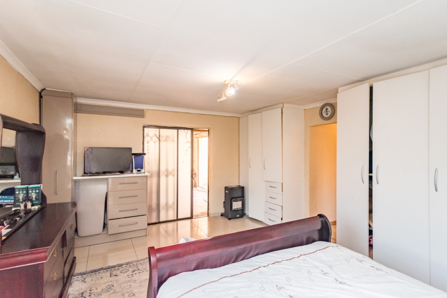 3 Bedroom Property for Sale in Protea Glen Gauteng