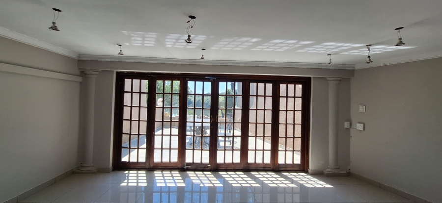 3 Bedroom Property for Sale in Peacehaven Gauteng