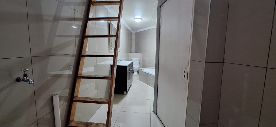 3 Bedroom Property for Sale in Peacehaven Gauteng