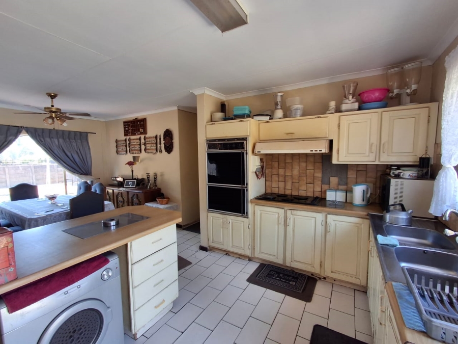 3 Bedroom Property for Sale in Theresa Park Gauteng