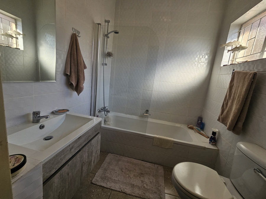 3 Bedroom Property for Sale in Sunair Park Gauteng