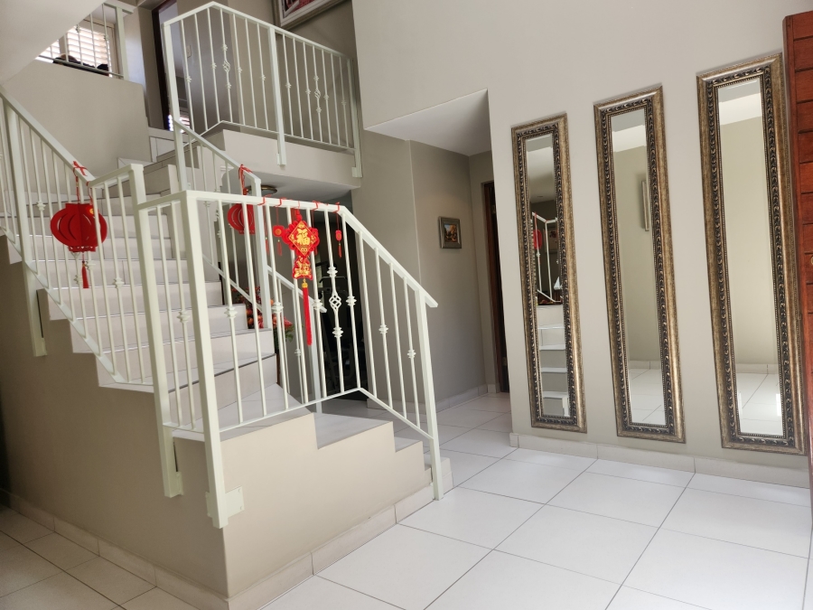 4 Bedroom Property for Sale in Bedford Gardens Gauteng