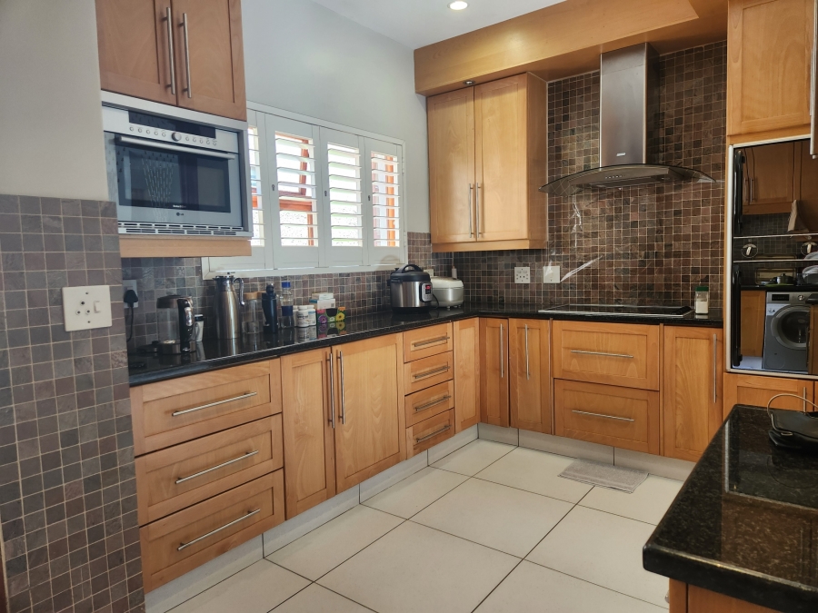 4 Bedroom Property for Sale in Bedford Gardens Gauteng