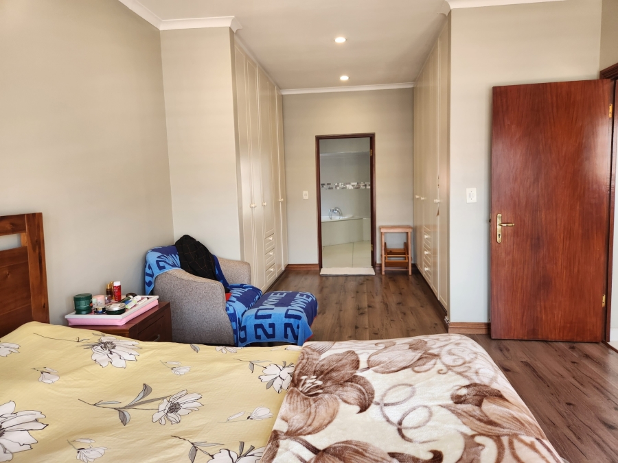 4 Bedroom Property for Sale in Bedford Gardens Gauteng