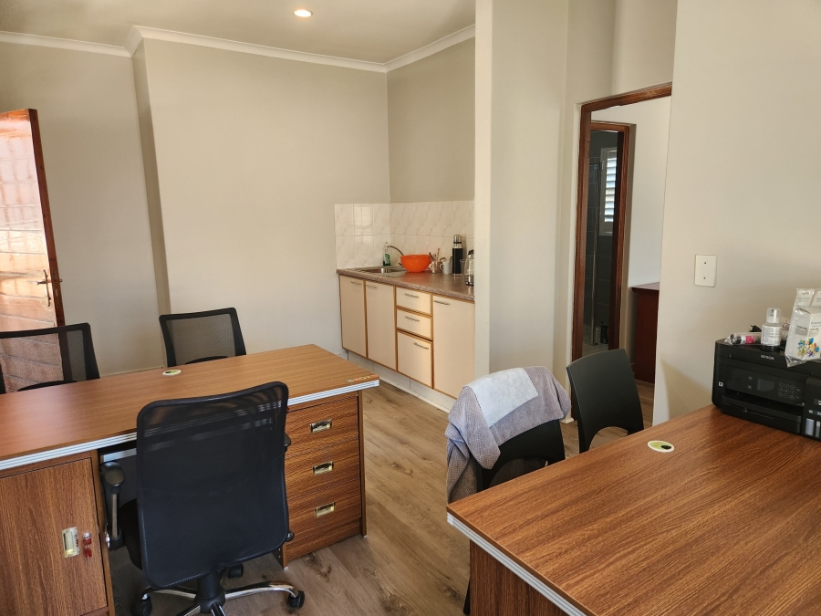 4 Bedroom Property for Sale in Bedford Gardens Gauteng