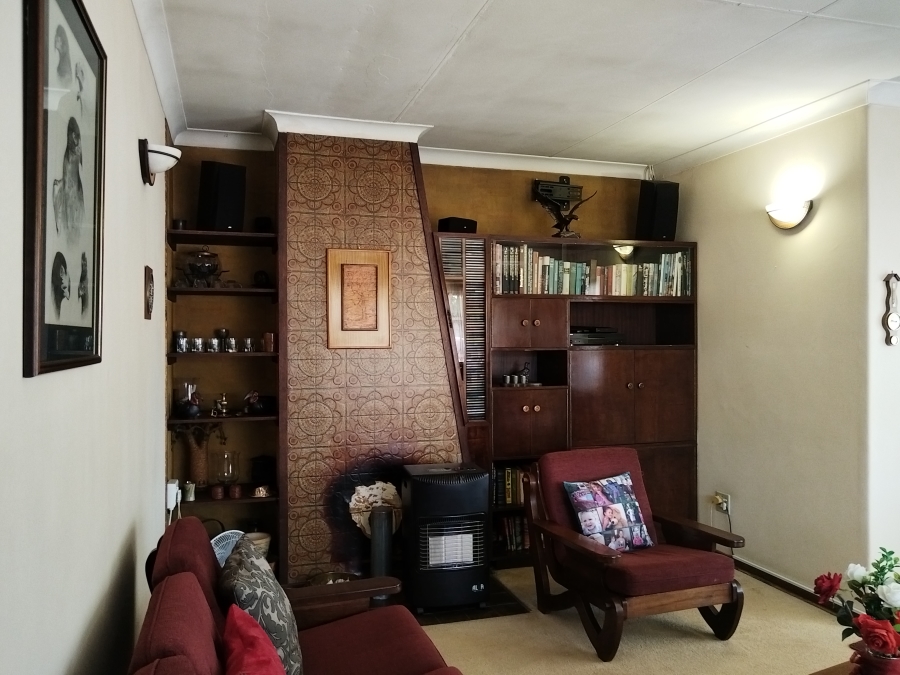 4 Bedroom Property for Sale in Vanderbijlpark SE 7 Gauteng