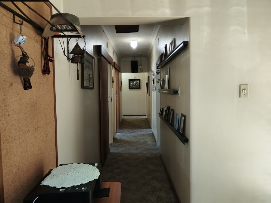 4 Bedroom Property for Sale in Vanderbijlpark SE 7 Gauteng