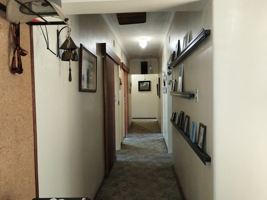 4 Bedroom Property for Sale in Vanderbijlpark SE 7 Gauteng