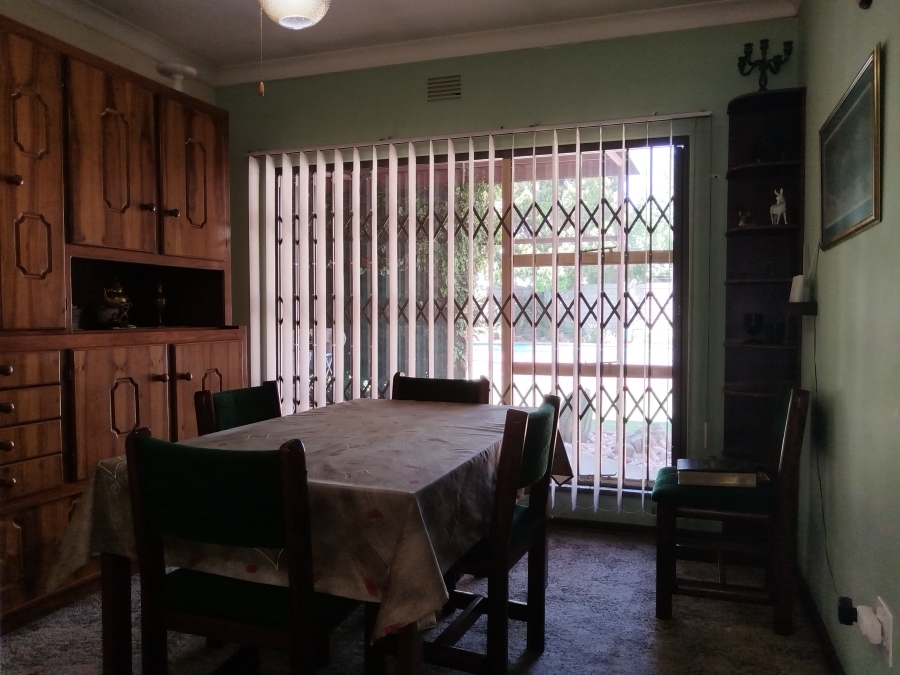 4 Bedroom Property for Sale in Vanderbijlpark SE 7 Gauteng