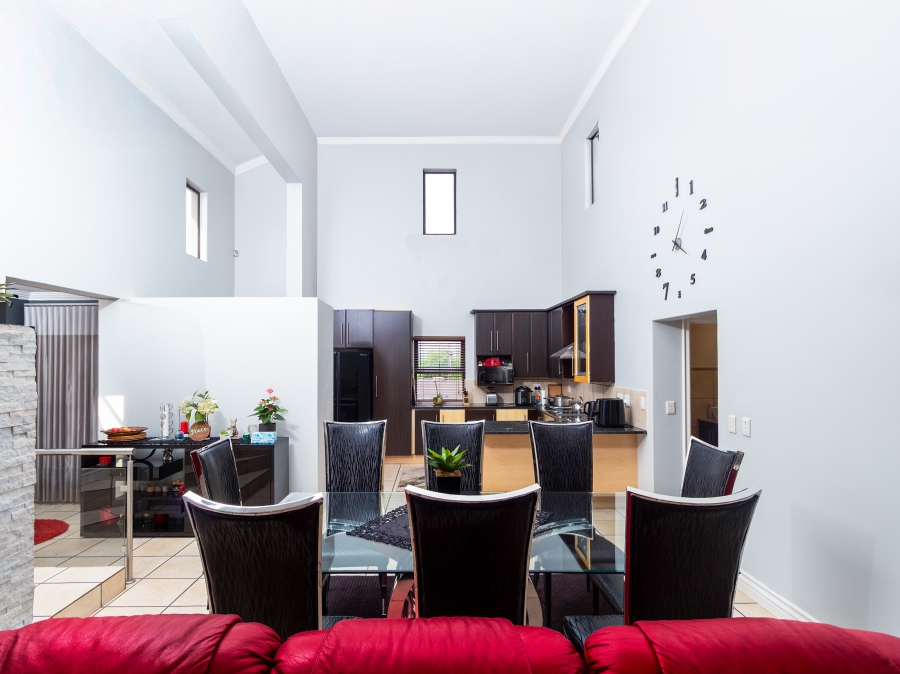 4 Bedroom Property for Sale in North Riding Gauteng