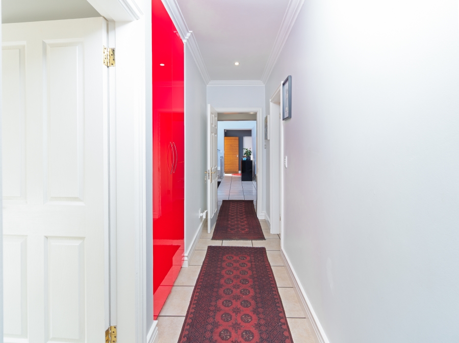 4 Bedroom Property for Sale in North Riding Gauteng