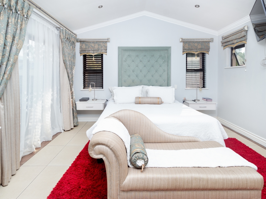 4 Bedroom Property for Sale in North Riding Gauteng