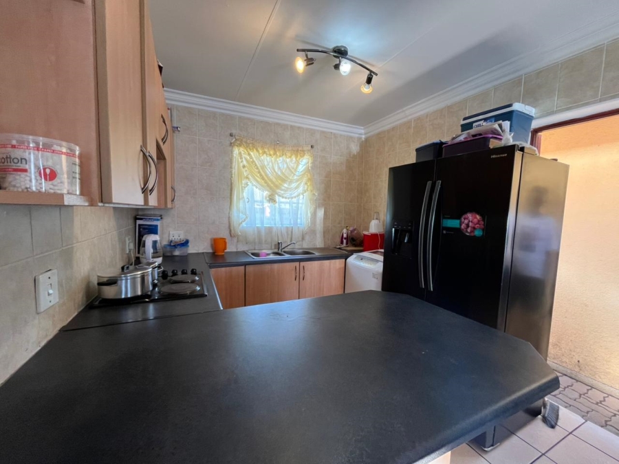 2 Bedroom Property for Sale in Visagie Park Gauteng