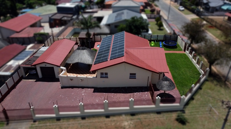 3 Bedroom Property for Sale in West Park Gauteng