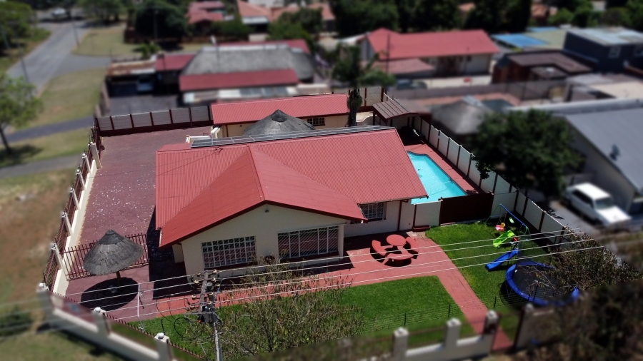 3 Bedroom Property for Sale in West Park Gauteng