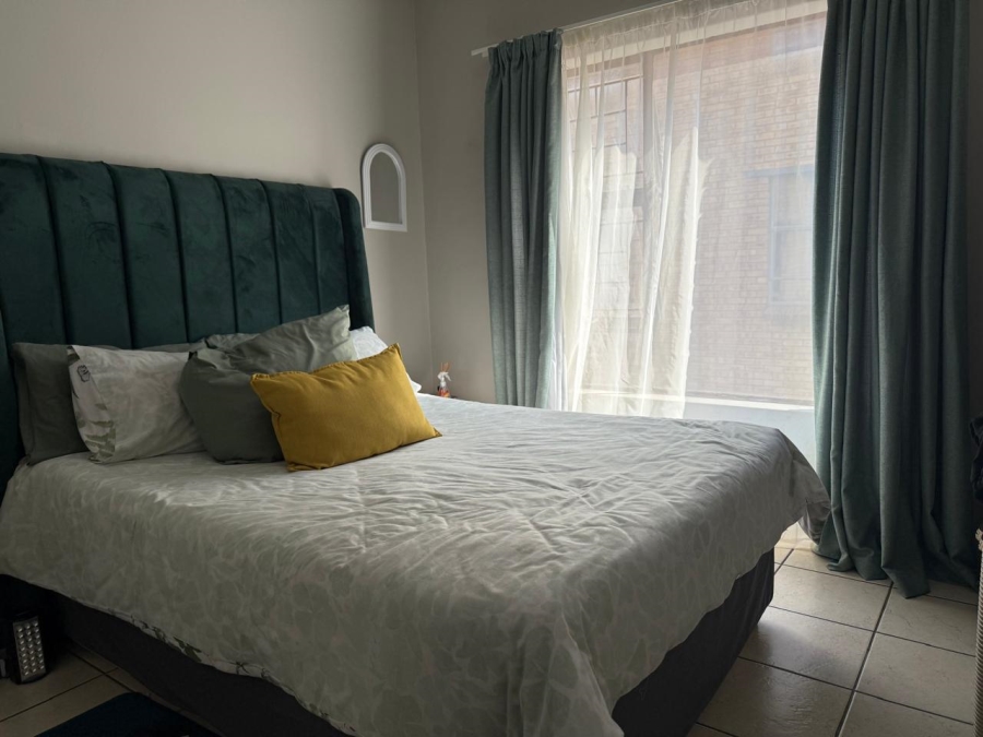 1 Bedroom Property for Sale in Vanderbijlpark CW 5 Gauteng