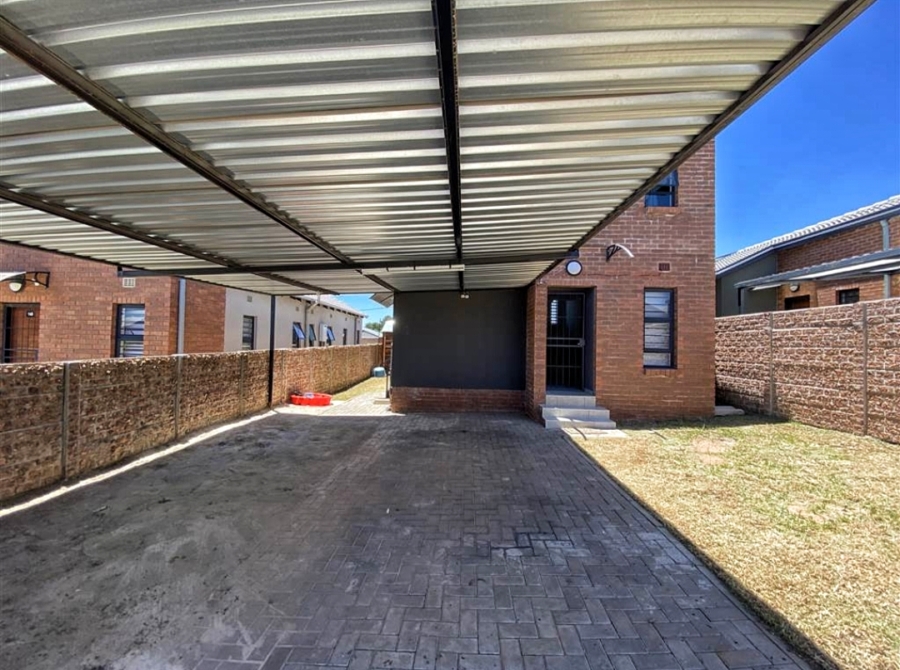 To Let 3 Bedroom Property for Rent in South Hills Gauteng