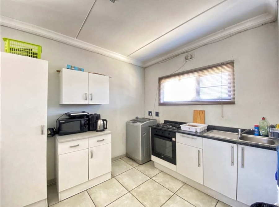 To Let 3 Bedroom Property for Rent in South Hills Gauteng