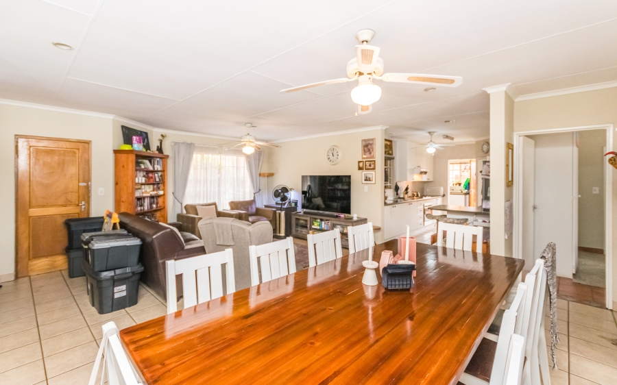 3 Bedroom Property for Sale in Erasmuskloof Gauteng