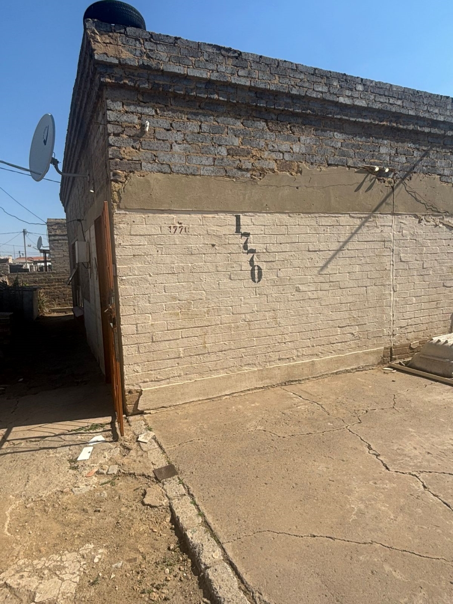 3 Bedroom Property for Sale in Tshepiso Gauteng
