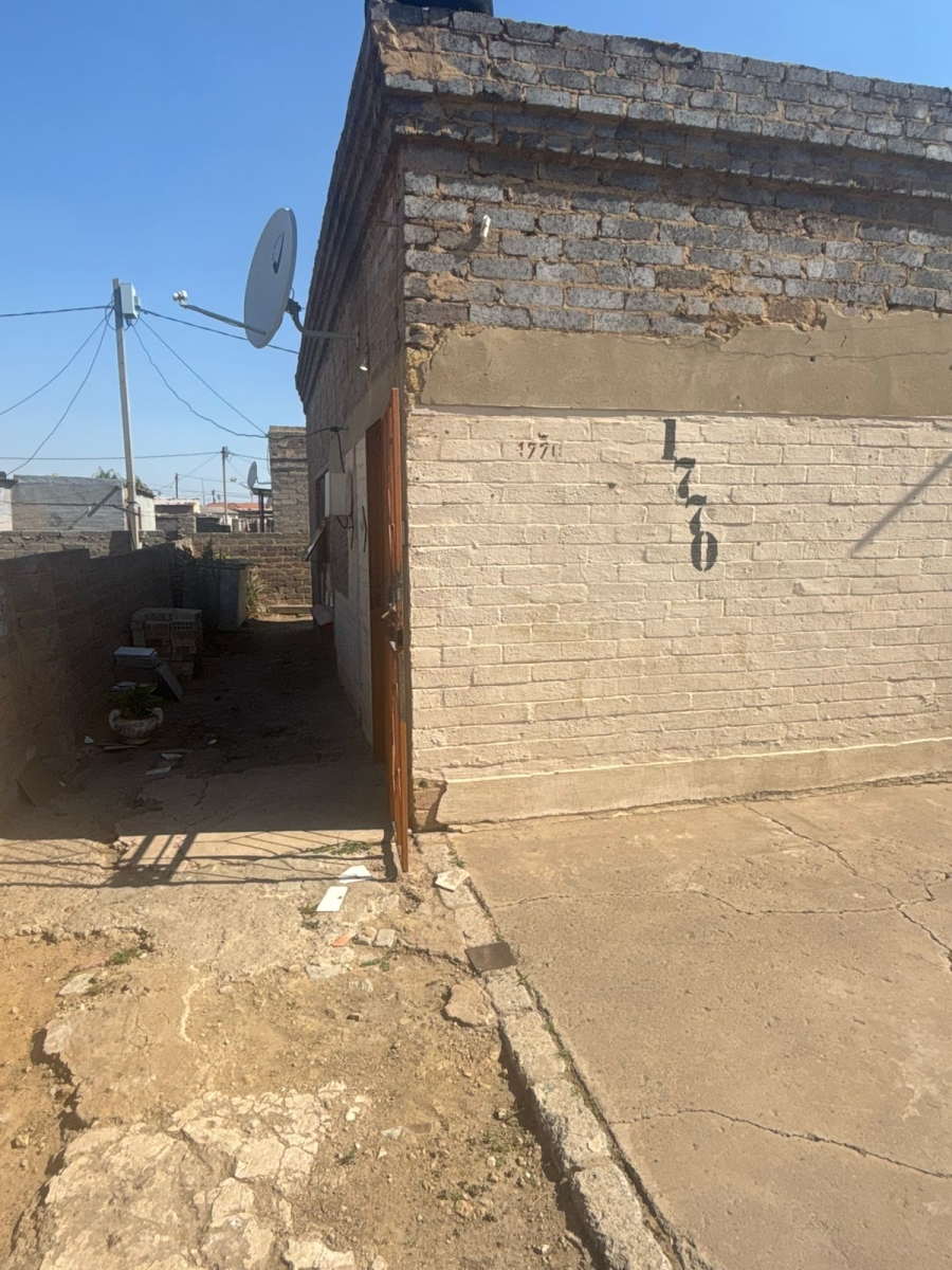 3 Bedroom Property for Sale in Tshepiso Gauteng