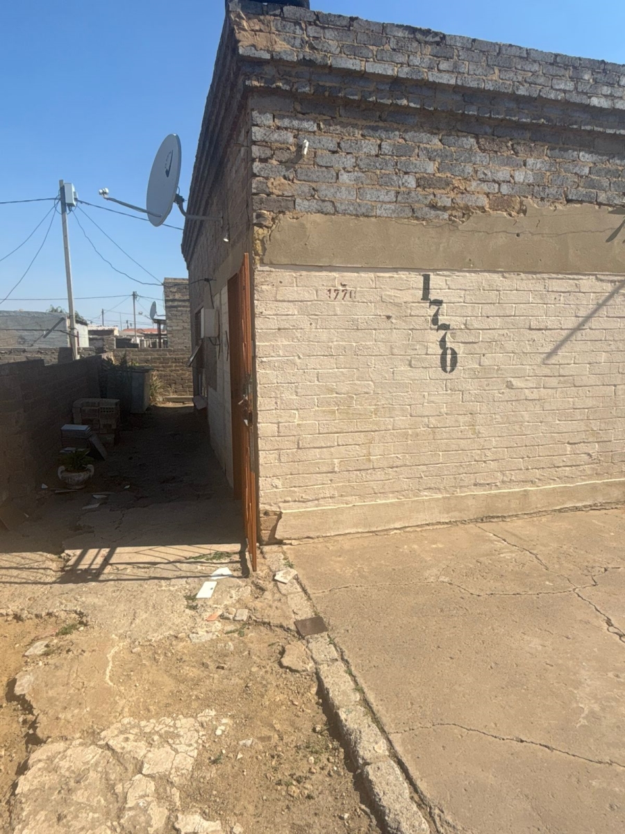 3 Bedroom Property for Sale in Tshepiso Gauteng