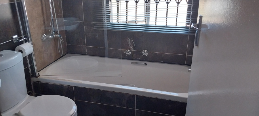 To Let 2 Bedroom Property for Rent in Witpoortjie Gauteng