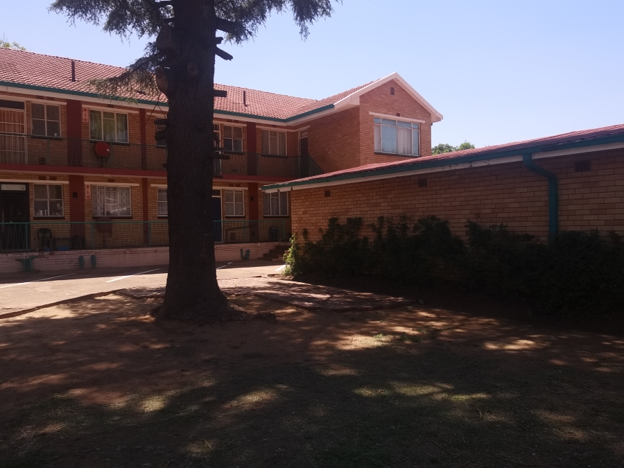 2 Bedroom Property for Sale in Vanderbijlpark CW 2 Gauteng