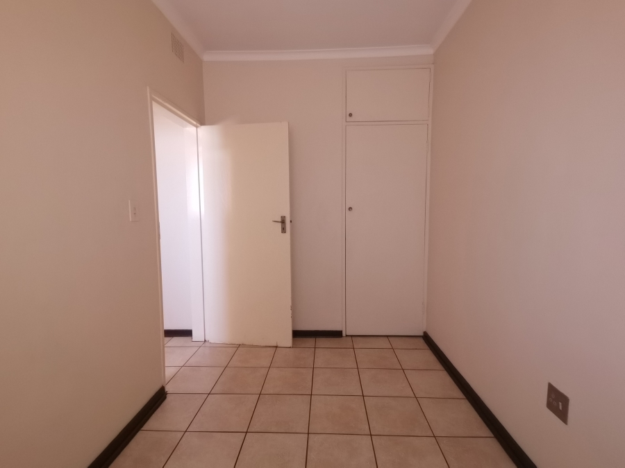 2 Bedroom Property for Sale in Vanderbijlpark CW 2 Gauteng