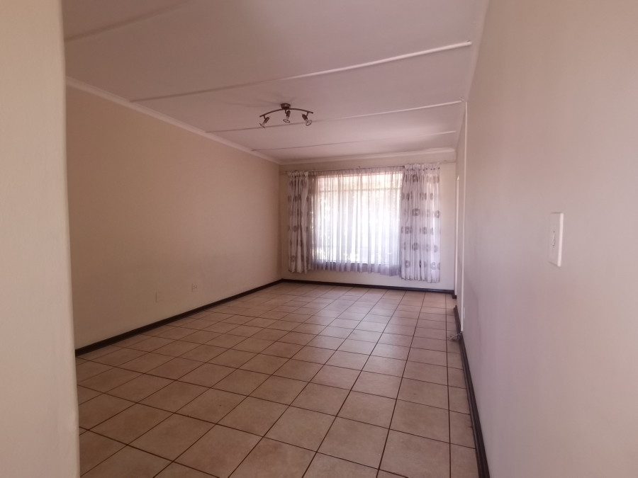 2 Bedroom Property for Sale in Vanderbijlpark CW 2 Gauteng