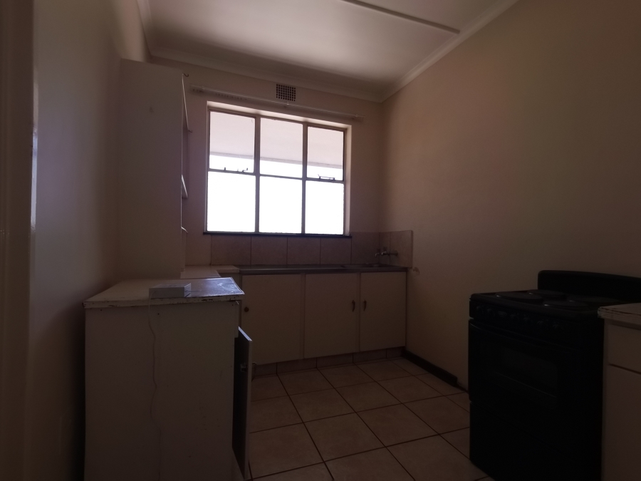 2 Bedroom Property for Sale in Vanderbijlpark CW 2 Gauteng