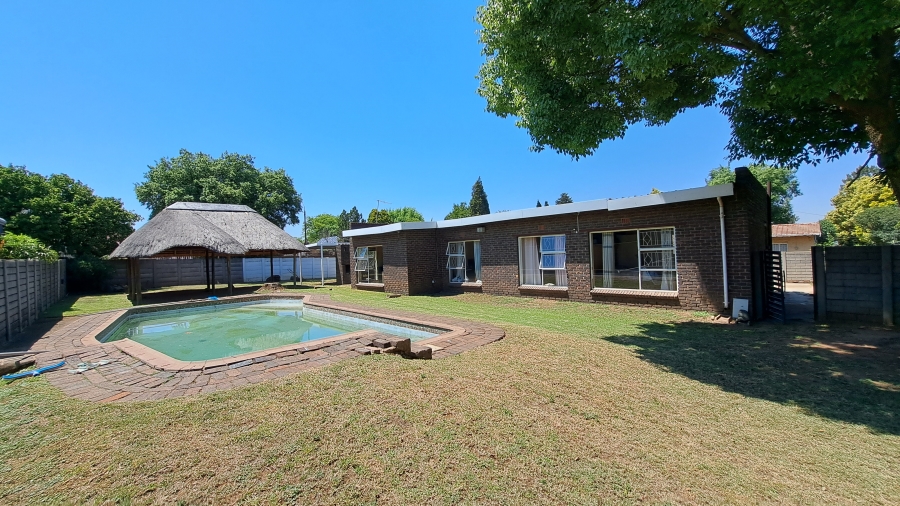 3 Bedroom Property for Sale in Sunward Park Gauteng